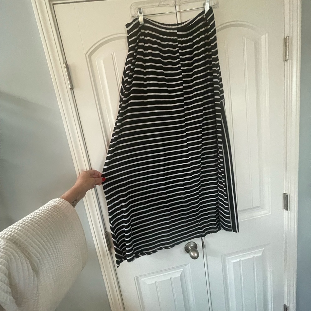 Black and White Striped Women's Maxi Skirt no pockets 2XL - Picture 2 of 6
